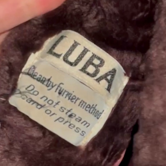 ⁂ Brown Luba Vintage Fur Jacket ⁂ - Picture 5 of 10